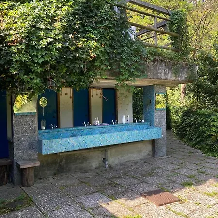 Bed & Breakfast Om-nia Town *